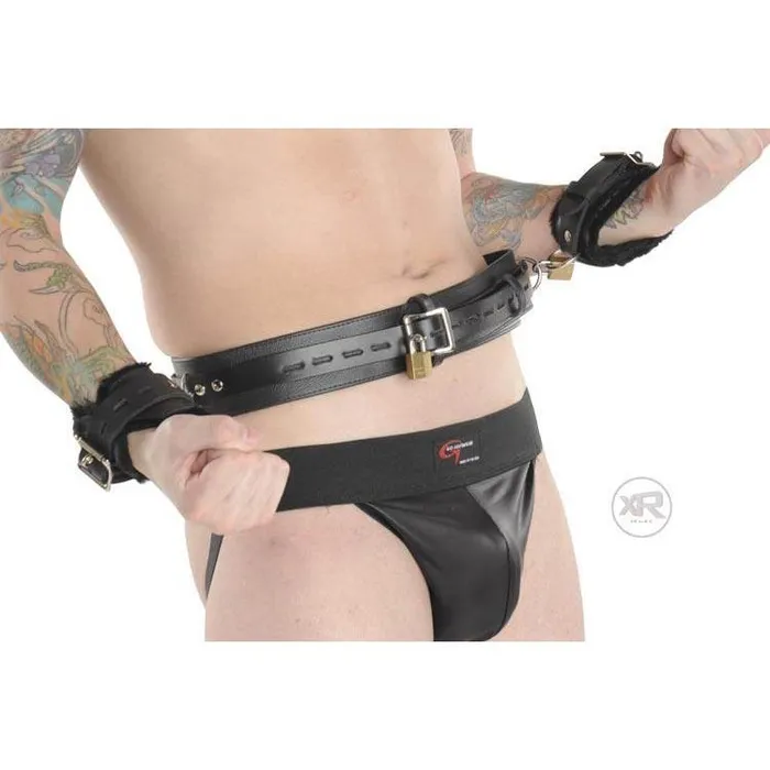 Deluxe Locking Bondage Belt Strict Leather Couples