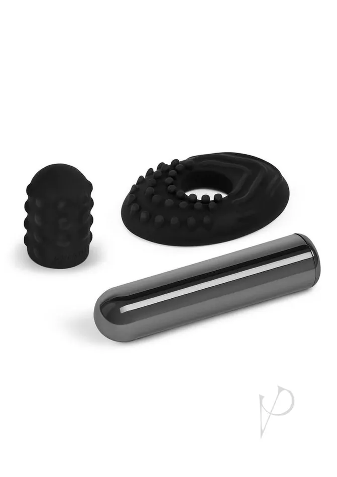 Female Sex Toys Le Wand Le Wand Bullet Rechargeable Vibrator with Textured Silicone Sleeve and Ring Black Female Sex Toys Le Wand Le Wand Bullet Rechargeable Vibrator with Textured Silicone Sleeve and Ring Black
